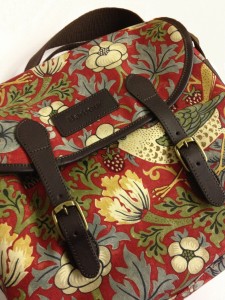 Barbour Morris Print Reiver Bag